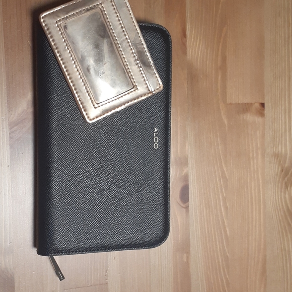 Wallet - Picture 4 of 4